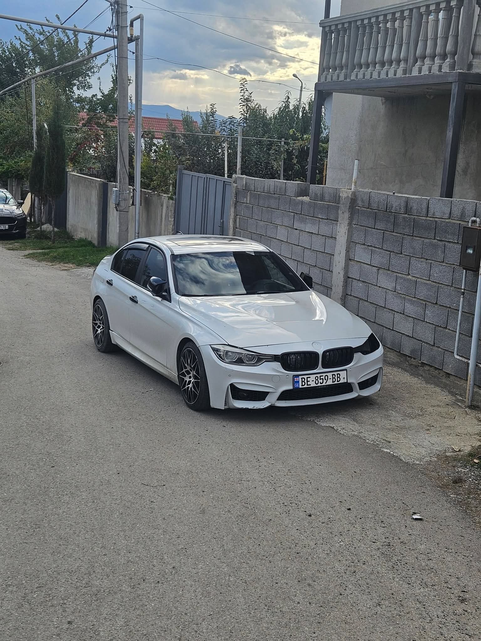 BMW 328 2013
