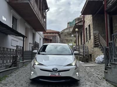 Toyota Prius 2017