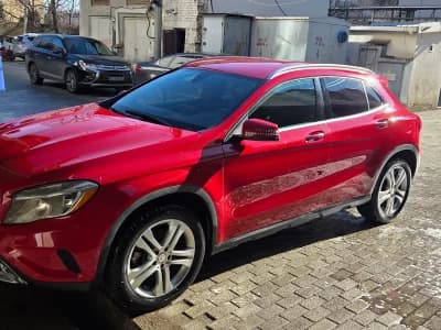 Mercedes-Benz GLA 250 2016