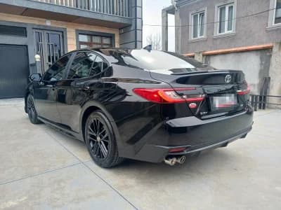 Toyota Camry 2025