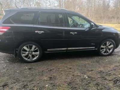 Nissan Pathfinder 2013