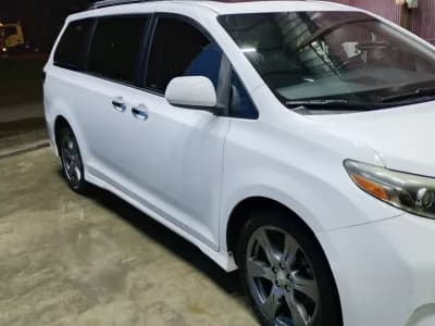 Toyota Sienna 2017