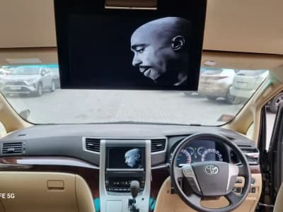 Toyota Alphard 2014