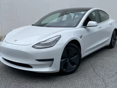 Tesla Model 3 2020