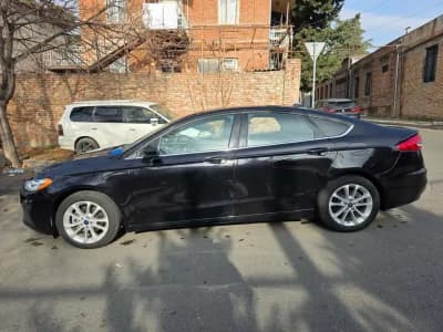 Ford Fusion 2019