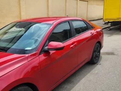 Hyundai Elantra 2021