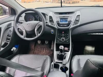 Hyundai Elantra 2014