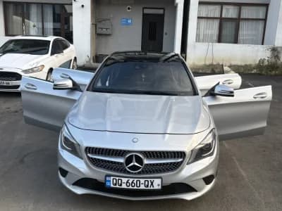Mercedes-Benz CLA 200 2016